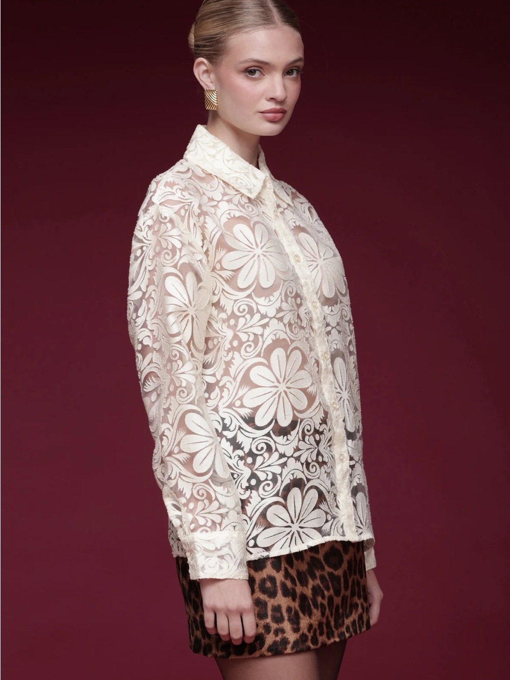 Avec Les Filles Cream Floral Lace Button-Up Blouse - Picture 6 of 11